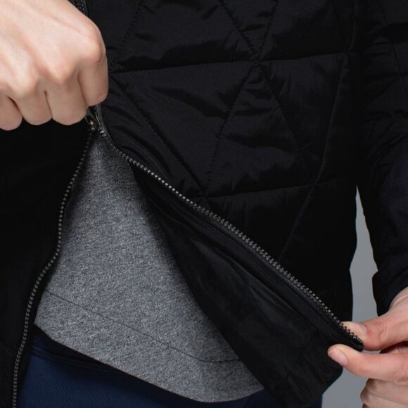 Lululemon Puffer Jacket Hoodie Down Jacket Fluffed Up Pullover Black Size 4 - Picture 3 of 8